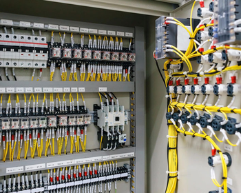 Endüstriyel Elektrik Pano Sistemleri Nelerdir? Güvenlik ve Çeşitleri